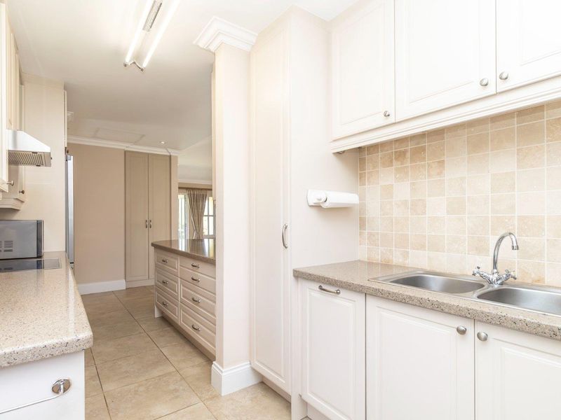 Gracious and Spacious 50+ Living in Waterfall Valley Mature Lifestyle Estate - Photo 9