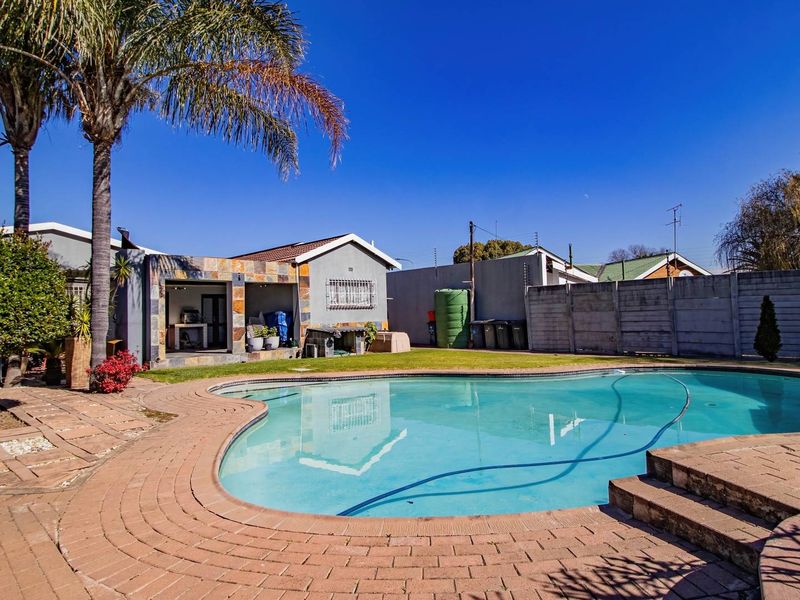 2 HOMES in Kempton Park Ext 4 - Photo 1