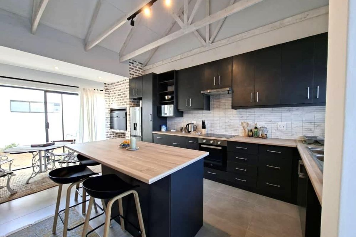 Townhouse to let - Fully furnished - Photo 4