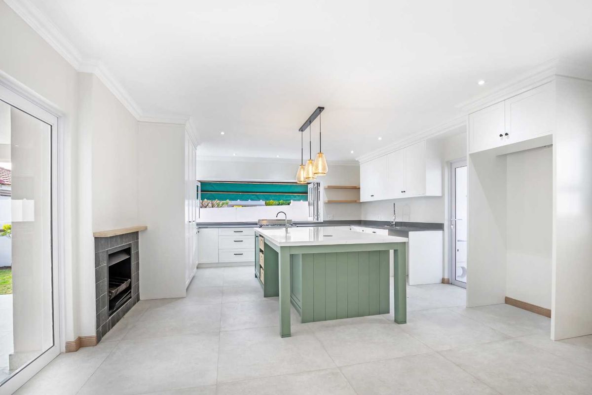 3 BEDROOM 2 BATHROOM HOUSE FOR SALE IN DAINFERN RIDGE - Photo 3