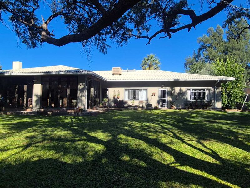 Family Comfort Meets Lifestyle in This Stunning Home - Photo 2