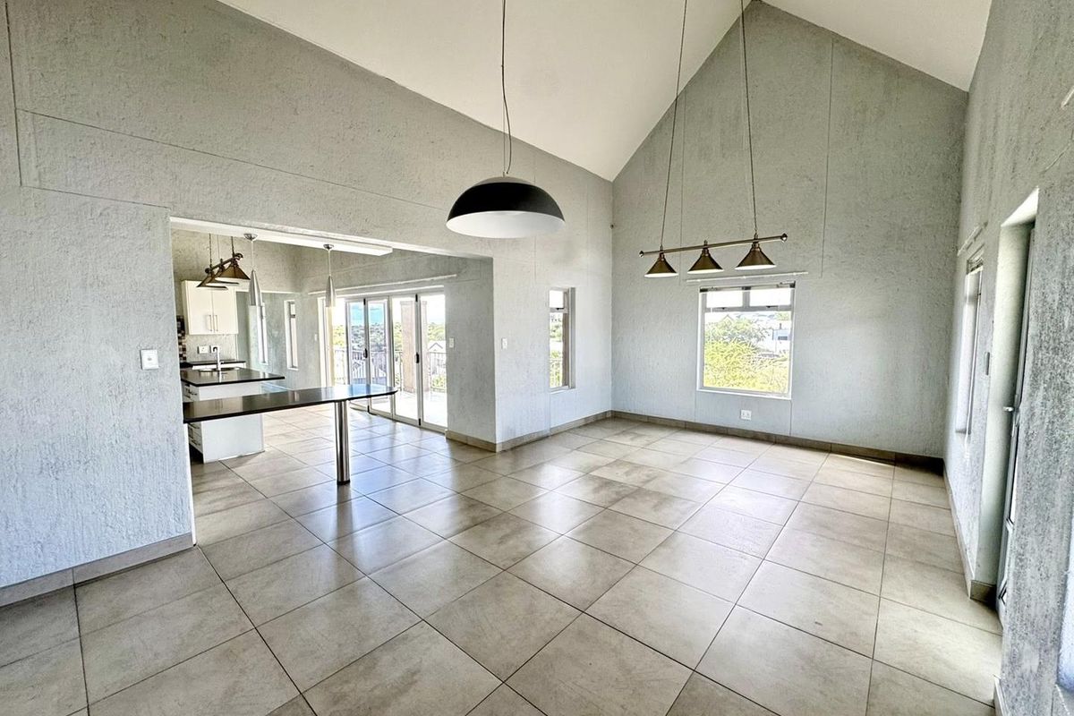 3 Bedroom House For Sale in Elisenheim - Photo 2