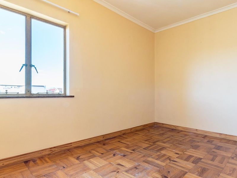 First time home or an investors dream - Photo 5