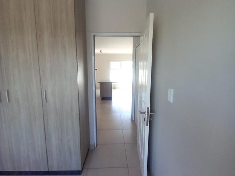 MODERN APARTMENT FOR SALE PIONIERSPARK EXT 1 - Photo 7