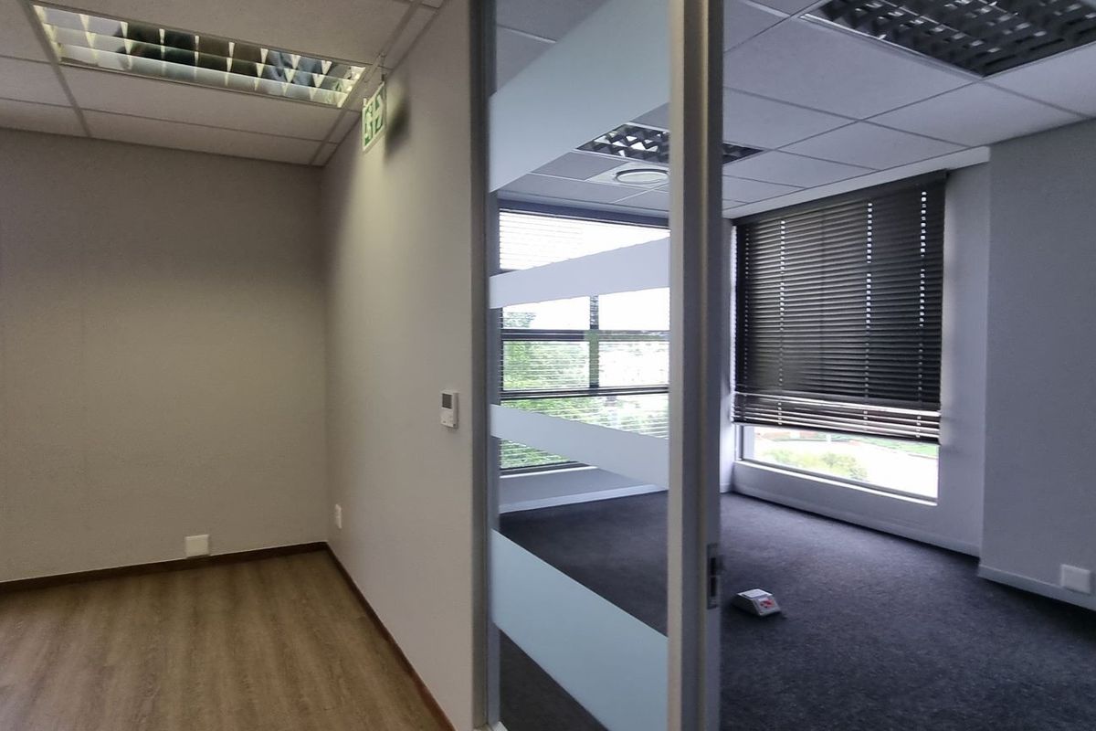 1 295m2 Louwlardia Centurion Office To Let - Photo 5