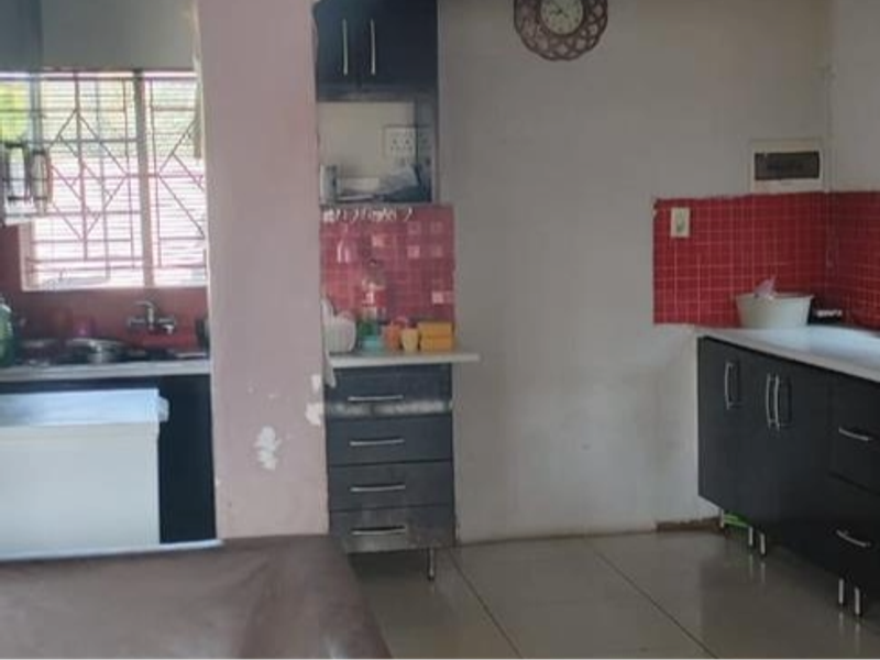 3 Bedroom double storey house - Photo 3