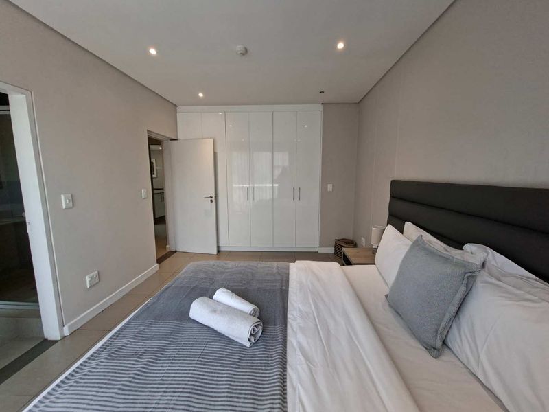 Fully Furnished 2 bed, 2 bath, 2nd floor apartment available in Parkmore - Photo 10