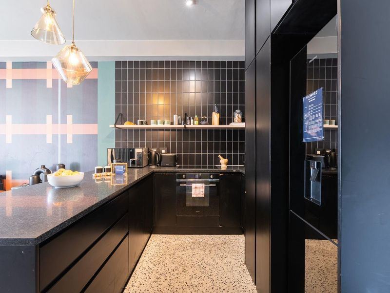 Stylish 2-Bedroom Turnkey Airbnb Investment with Table Mountain Views - Photo 5