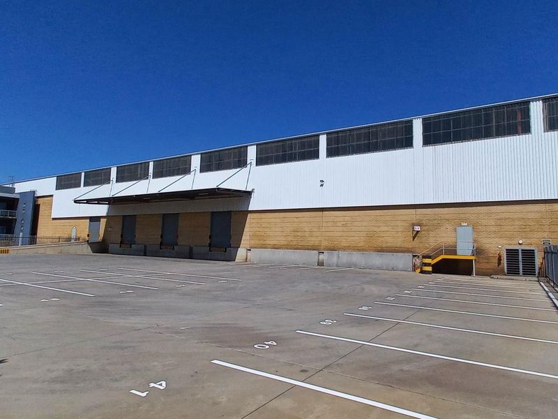 4 626m2 Gosforth Park Warehouse To Let - Photo 5