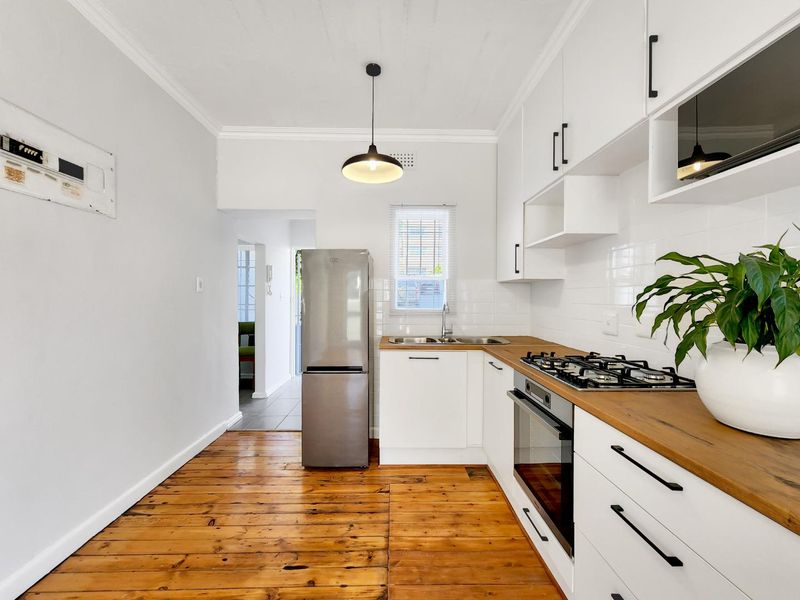 Neat and secure two bedroom apartment in Centreville - Photo 8