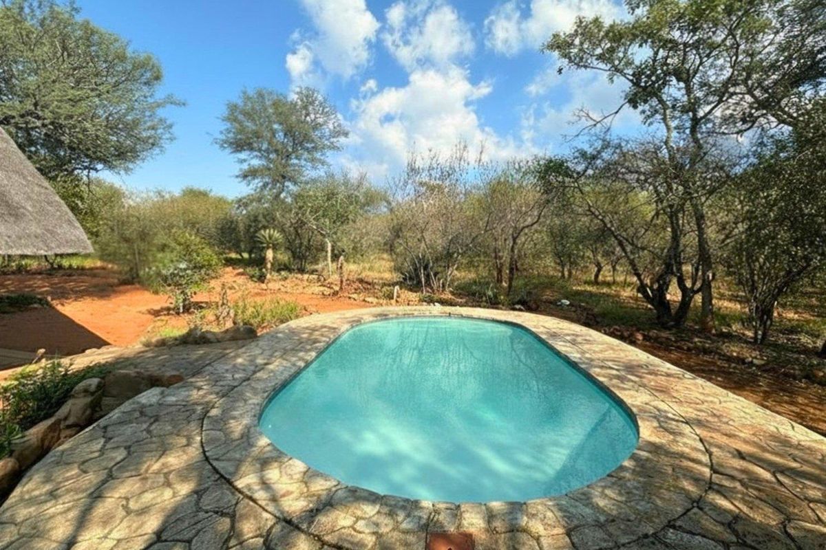 Charming Thatched Home in Canyon Game Reserve - Photo 2