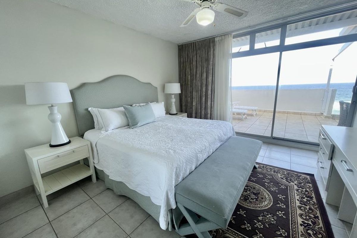 Hendra - Fully Furnished Beachfront Apartment with Stunning Sea Views - Photo 4