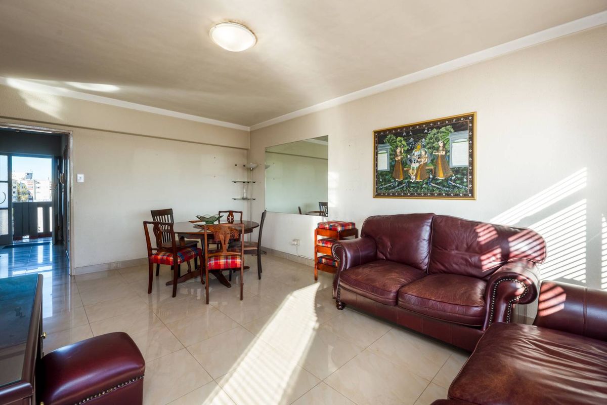 Comfortable 3 bedroom apartment with balcony - Photo 5