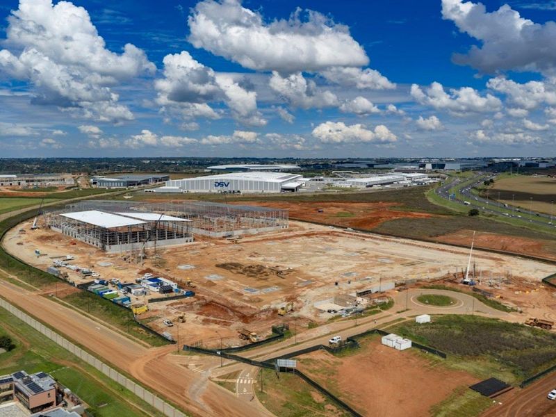 New Logistics Warehouse To Let in Glen Marais | 10,737m2 - Photo 7