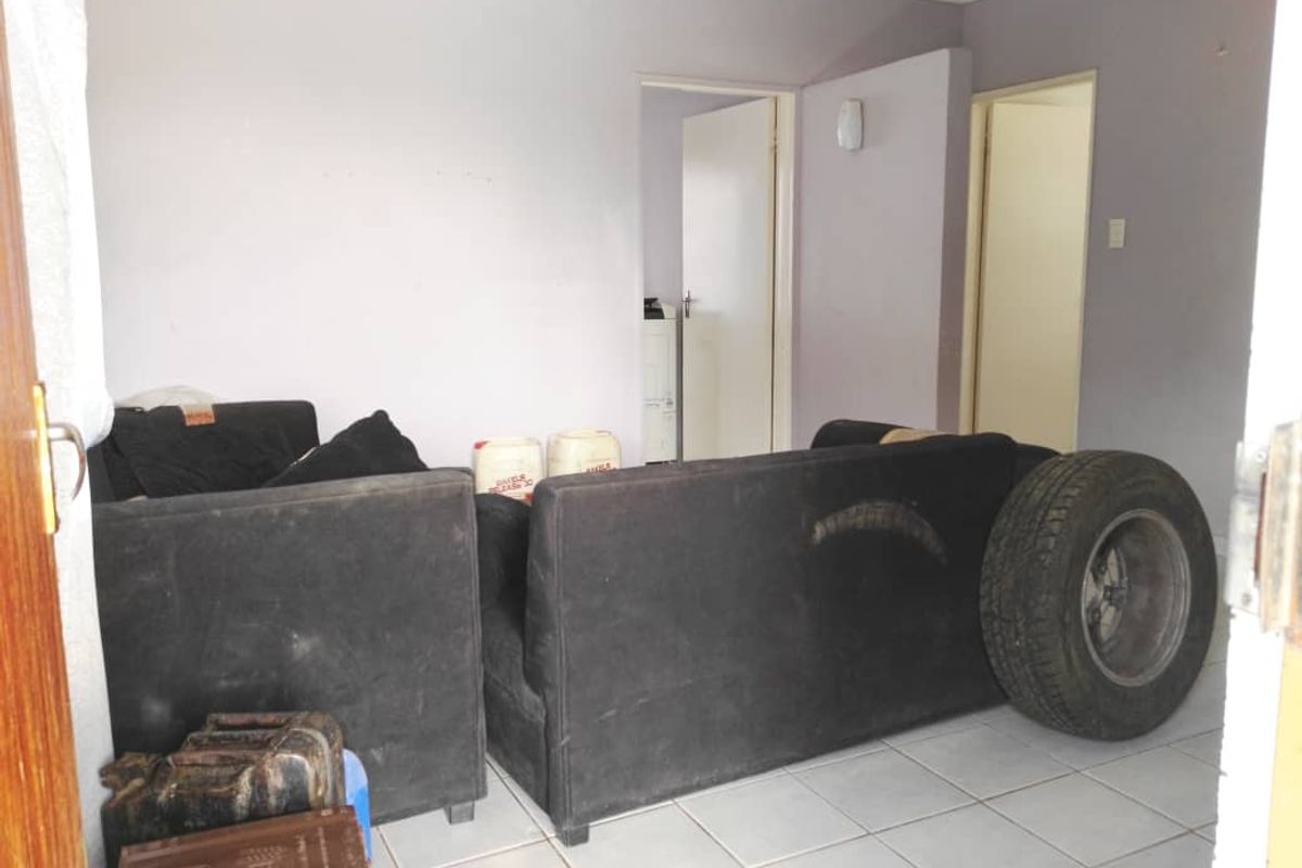 House for sale in Okahandja - Photo 2