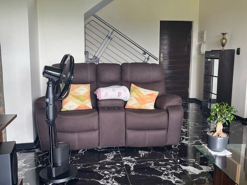 FAMILY-FRIENDLY APARTMENT IN JACKAL CREEK GOLF ESTATE. - Photo 4