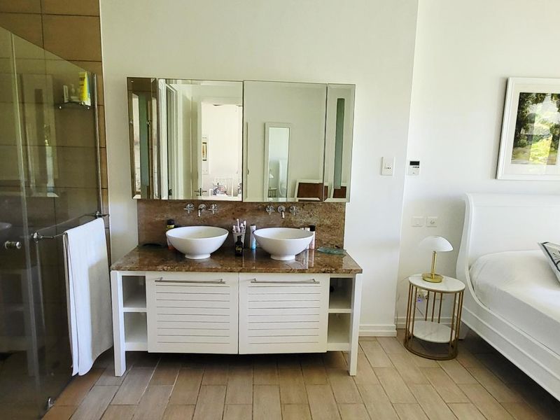 EXCEPTIONAL GROUND FLOOR EDEN ISLAND GARDEN UNIT - Photo 7