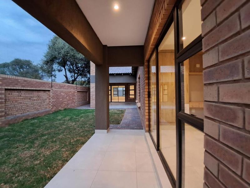 NEW DEVELOPMENT COMING SOON Ultra-Modern Spec Home!! - Photo 2