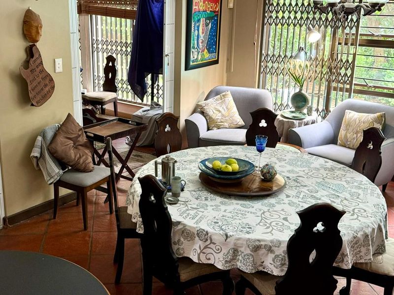 Spacious 4-Bedroom Family Home with Pool in Meer En See - Photo 4