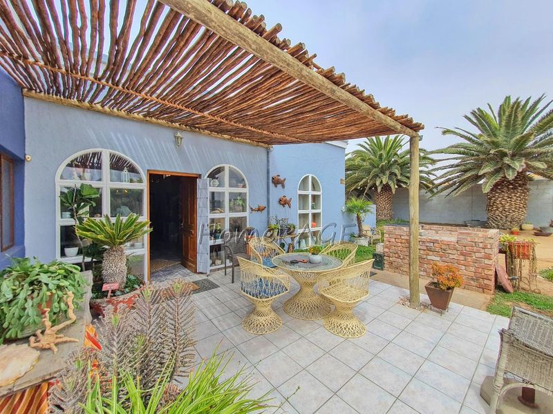 Henties Bay Proper:  5 Bedroom FARMSTYLE HOME is for Sale - Photo 8