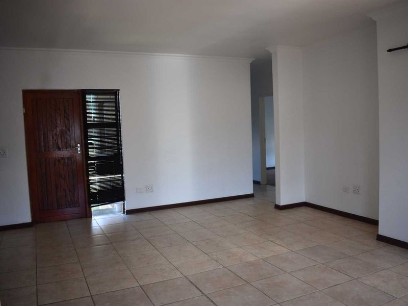 Priced to sell  fast! - Photo 6