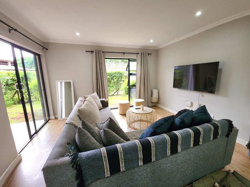 Two Bedroom Ground Floor Unit TO LET in Emberton Estate! - Photo 6