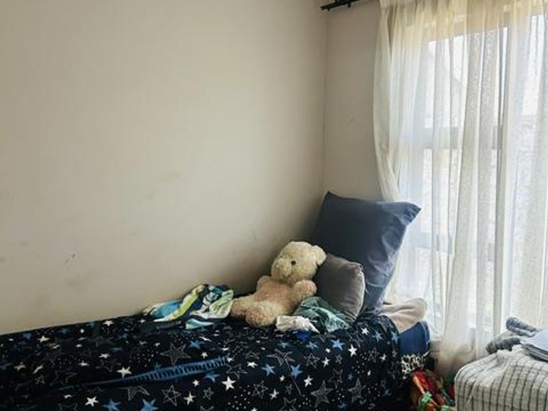 2 Bedroom House For Sale - Photo 8