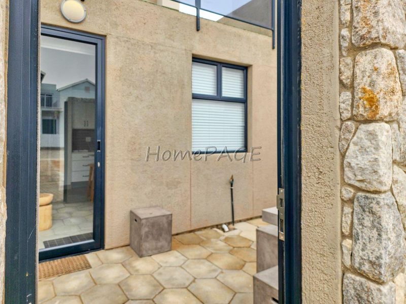 Ext 14 (Namib Desert), Henties Bay:  Beautiful Contemporary SEA VIEW UNIT is for Sale - Photo 5