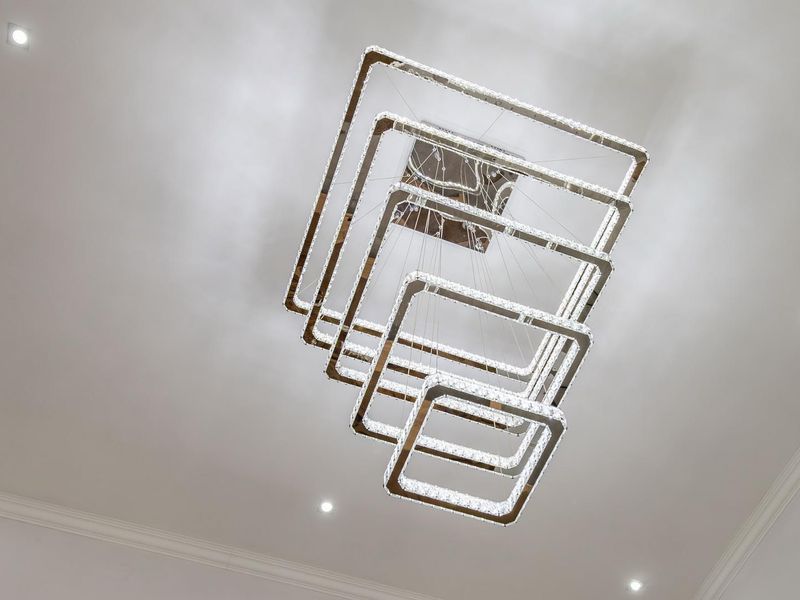 Sun-kissed country Estate family home - Photo 5