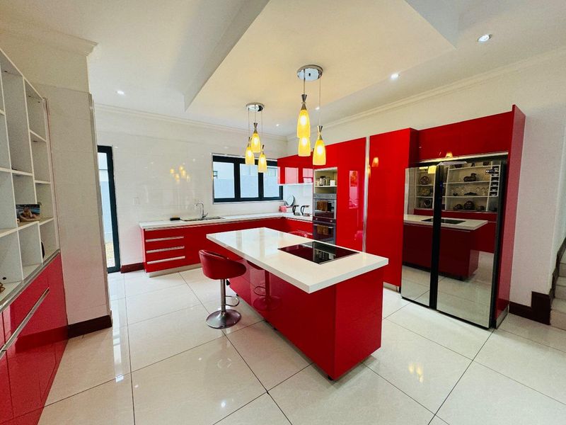 Five Bedroom Home For Sale In Waterfall Country Estate - Photo 9