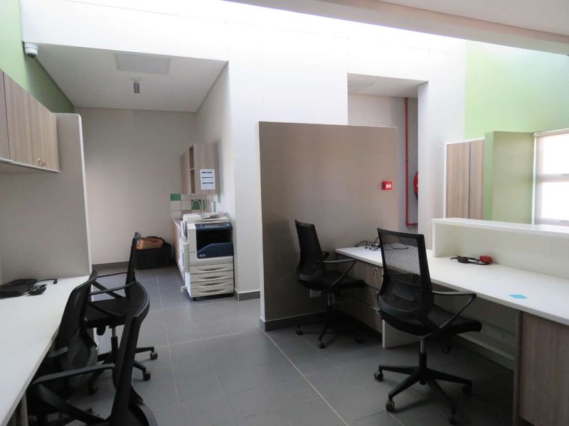 Perfect Professional Space for Healthcare Experts - Photo 6