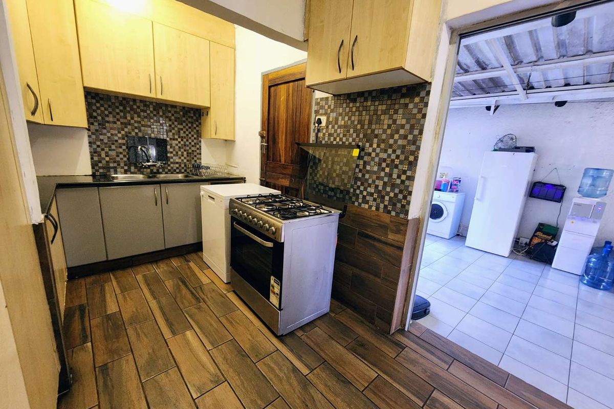Spacious Family Home with Endless Potential - Photo 5