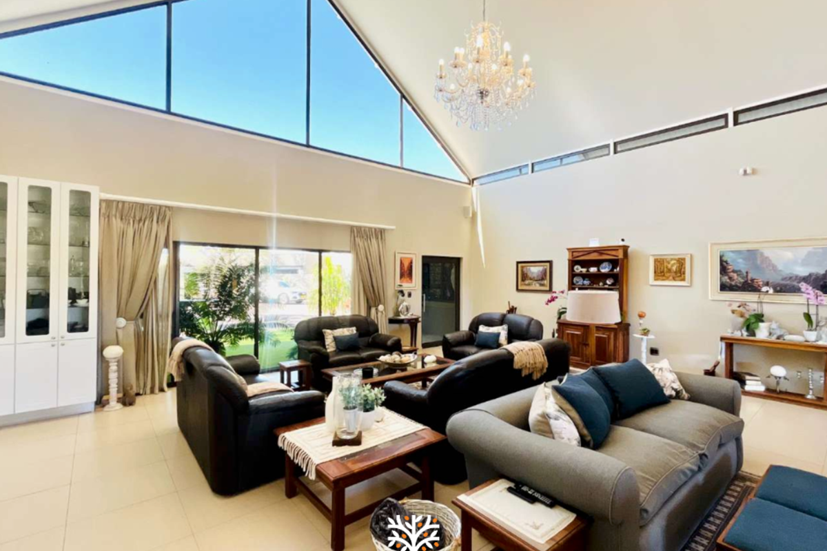 Family Home For Sale | Omeya Golf Estate | N$9 540 000 - Photo 3