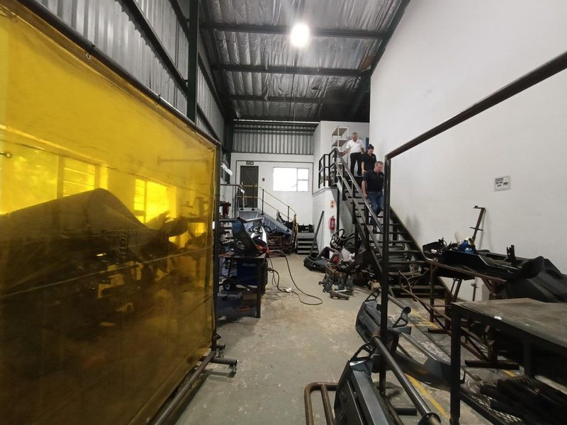 151m2 - Warehouse To Let | Westmead - Photo 9