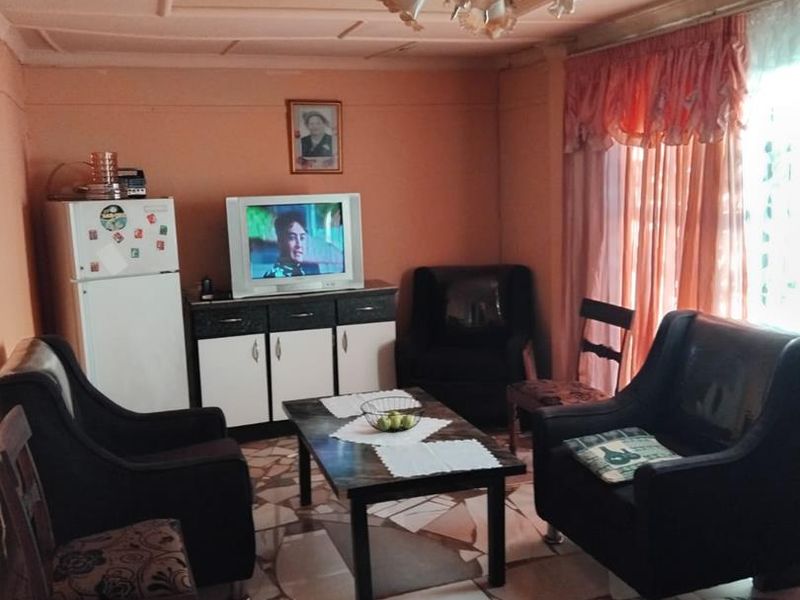CORNER HOUSE IN VOSLOORUS - Photo 10