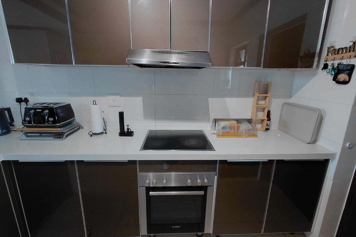 Charming 2-Bedroom Apartment in Cedar Acres Estate - Photo 5