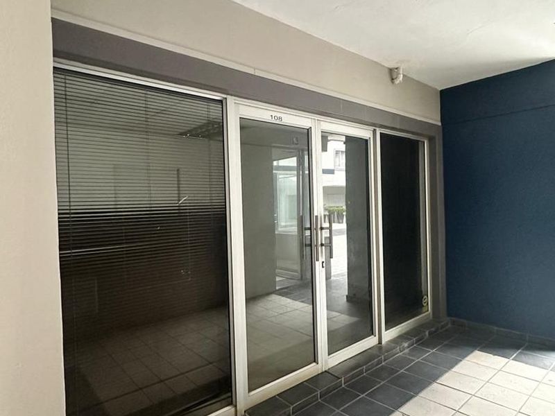 Massive 2 bedroom apartment at the heart of Umhlanga - Photo 7