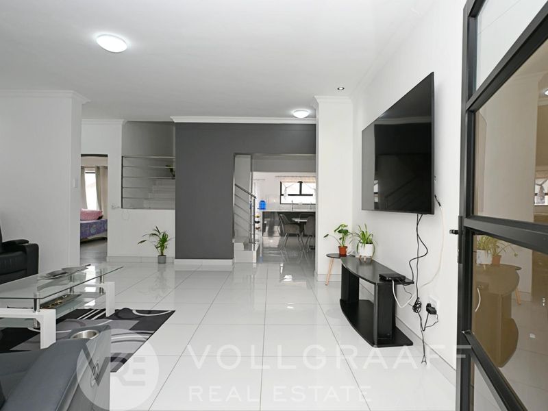 Elevated Home with Partial Sea Views and Expansion Potential For Sale in Extension 14, Swakopmund - Photo 4