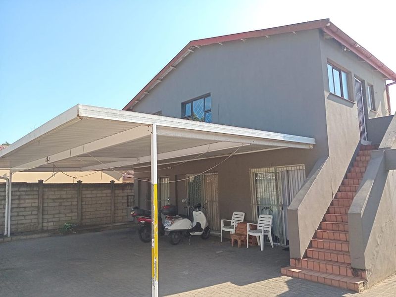 Practical 2-Bedroom Rental in Established Meer En See, Richards Bay - Photo 9