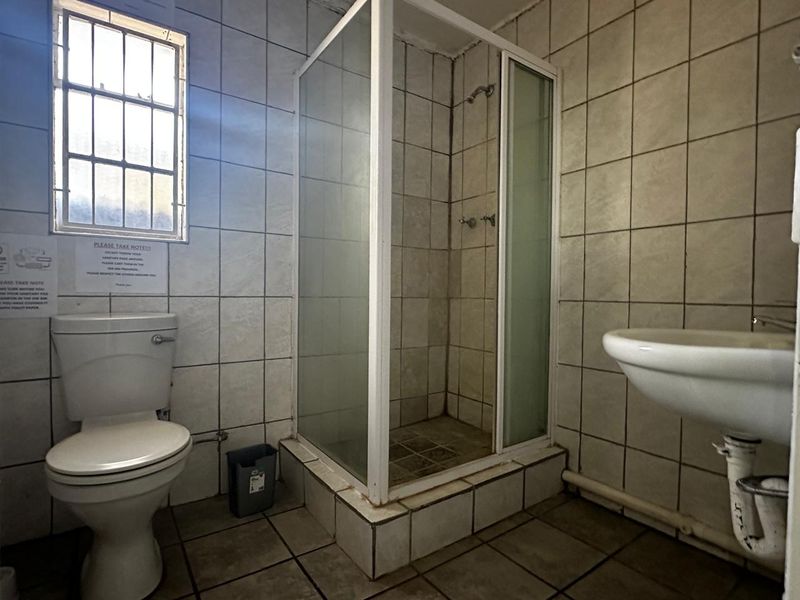 Student Paradise - Fully Furnished and Ready for You - Photo 10