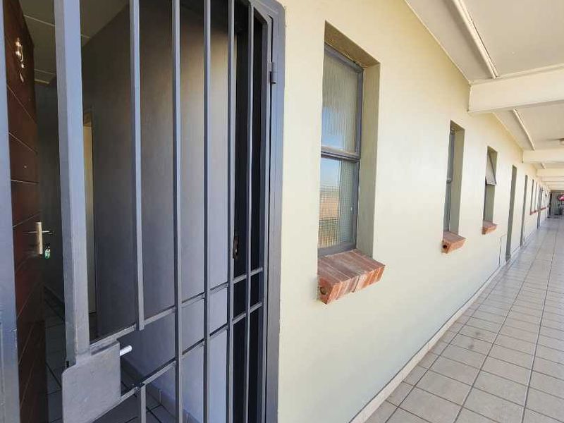 1 Bedroom Apartment to Rent in Die Hoewes, Centurion – 168 Apartments on Gerhard - Photo 6