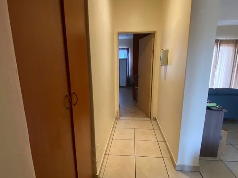 Two bedroom apartment for sale - Photo 9