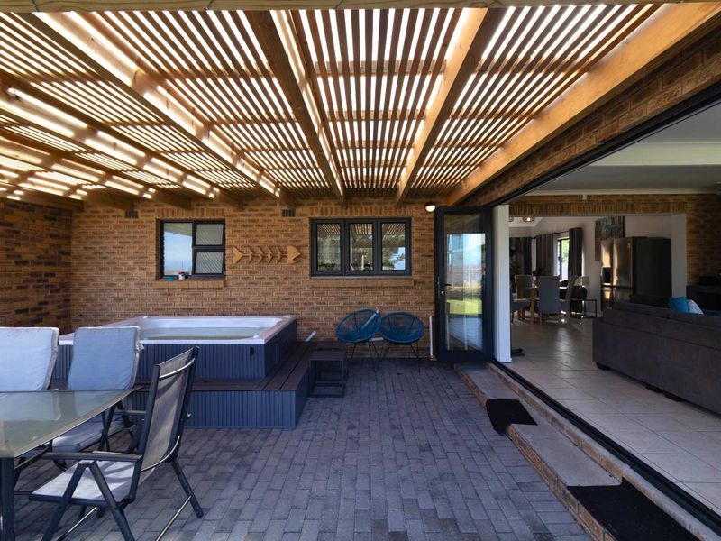 This Is What Coastal Living Was Always Meant to Feel Like! - Photo 9