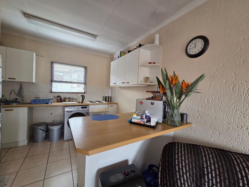 PERFECT STARTER HOME OR INVESTMENT - Photo 7