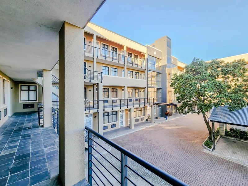 Corner Office For Sale – Millennium Office Park, Century City - Photo 6