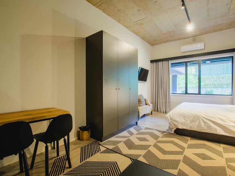 Furnished Studio Apartment in Blackbrick – Sandton CBD - Photo 3