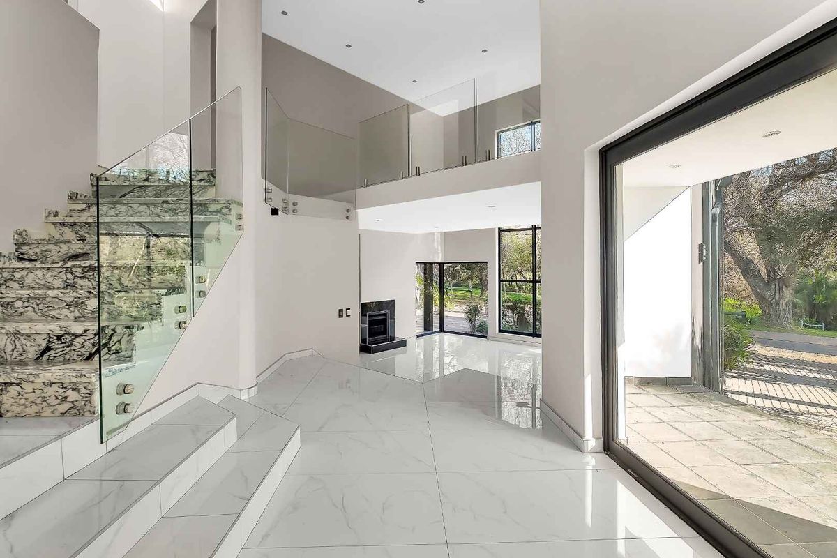 4 Bedroom House for Sale in Dainfern Golf Estate - Photo 5