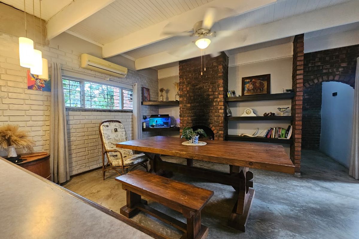 This fully furnished 4-bedroom home offers 3.5 bathrooms, making everyday living easy and comfortable for the whole family. - Photo 4