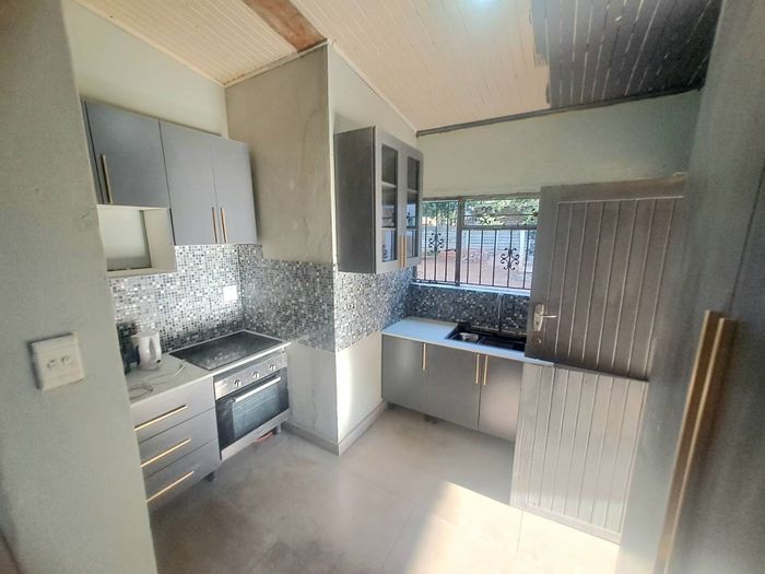Property #2562334, House Rental Monthly in Silverton