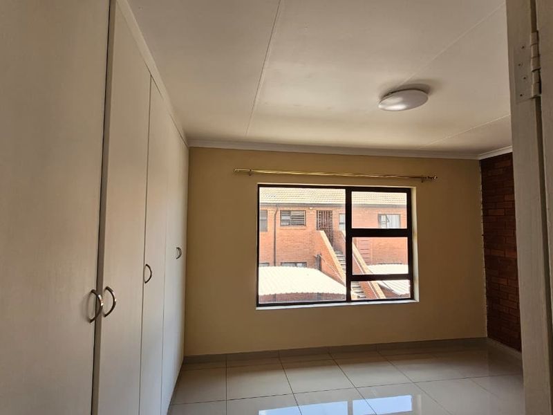 Apartment For Sale in Florentia, Alberton - Photo 6